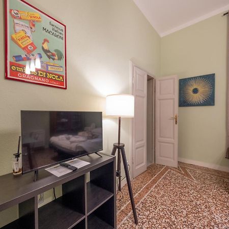 Lungarno Buozzi 7 Apartments ピサ エクステリア 写真