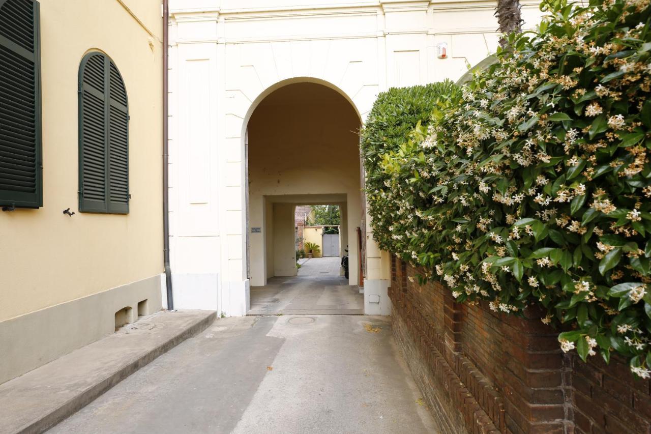 Lungarno Buozzi 7 Apartments ピサ エクステリア 写真
