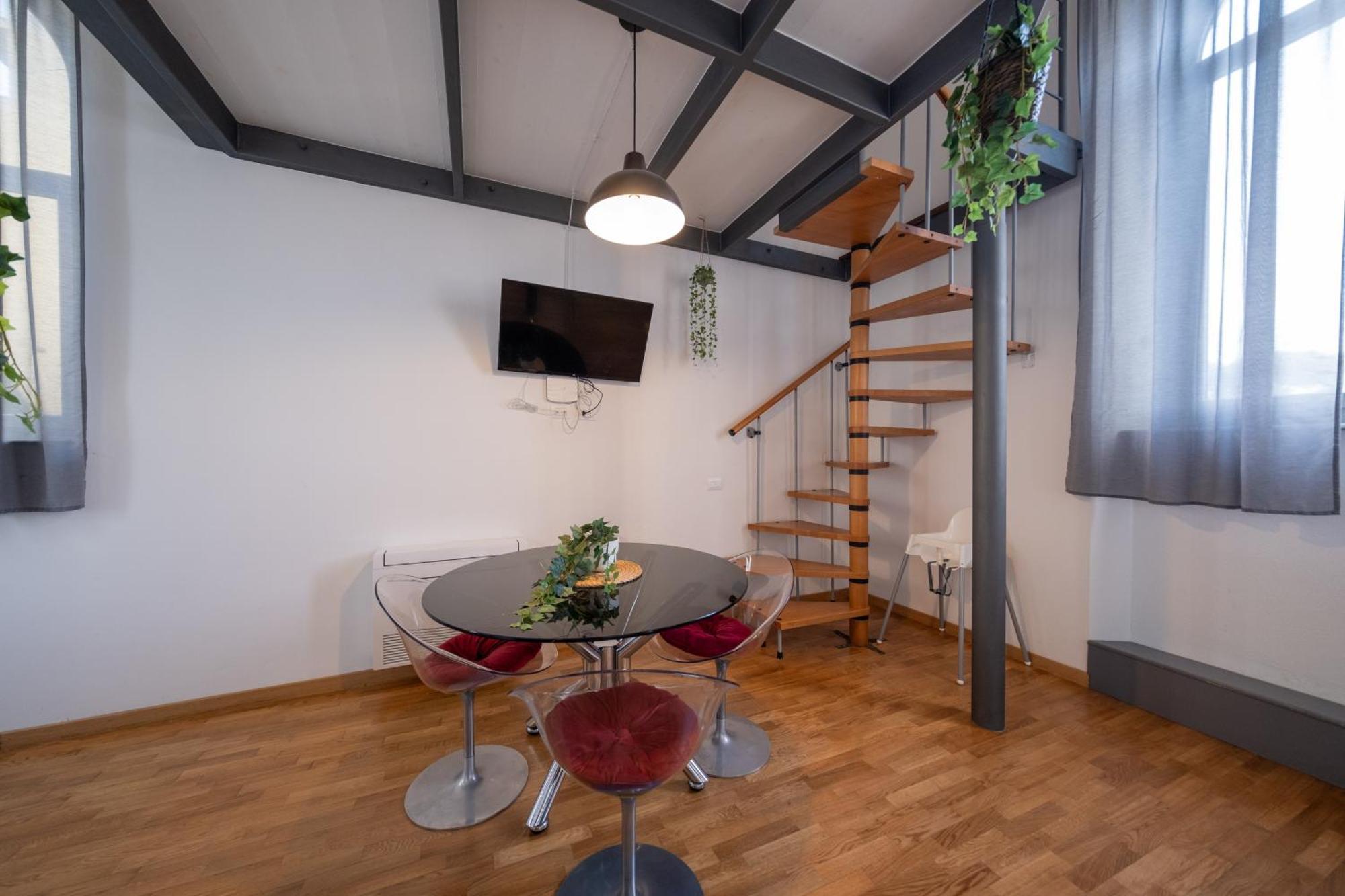 Lungarno Buozzi 7 Apartments ピサ エクステリア 写真