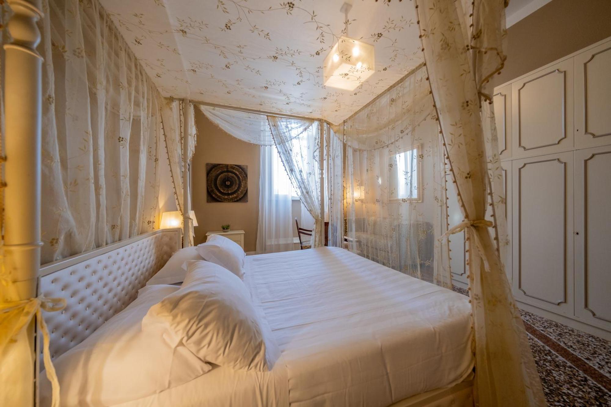 Lungarno Buozzi 7 Apartments ピサ エクステリア 写真
